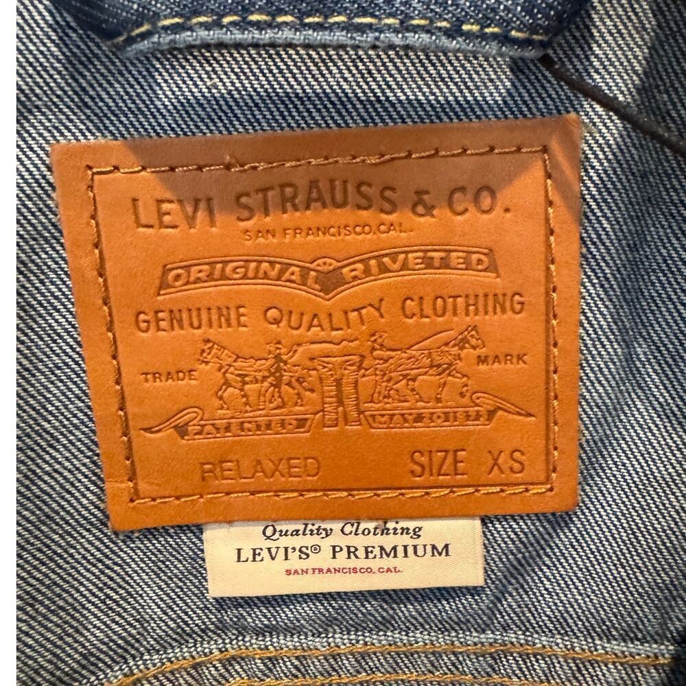 NWT Levi's Premium Relaxed Fit Trucker Jacket Size XS - Picture 6 of 11